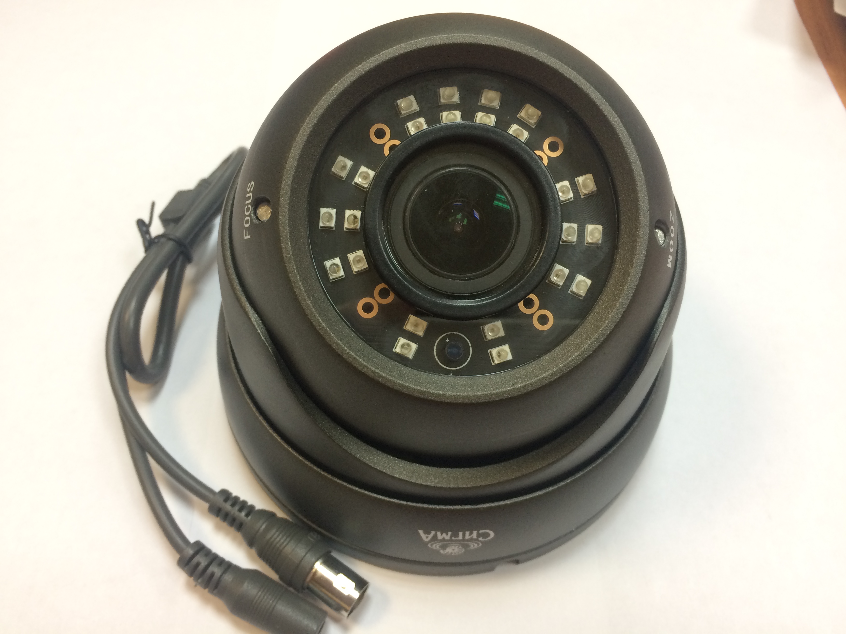 Видеокамера ТКCЦ-64-К03-ИК цв., для помещений, купольная с ИК подсветкой, антивандальная, вариообъектив с АРД, 530 твл; 0,01 Лк, f=(от 2,8 до 12 мм), 12В(DС)